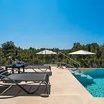 Extravagante Mit Sauna, Privatpool, Billard, Bbq בית נופש פורץ