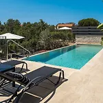 Extravagante Mit Sauna, Privatpool, Billard, Bbq * Poreč