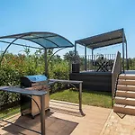 Extravagante Mit Sauna, Privatpool, Billard, Bbq * Poreč