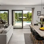 Extravagante Mit Sauna, Privatpool, Billard, Bbq 度假居 *