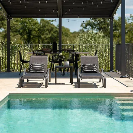 Extravagante Mit Sauna, Privatpool, Billard, Bbq Feriehus