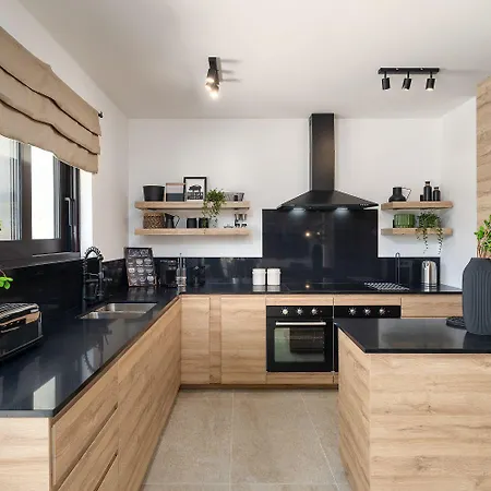 Extravagante Mit Sauna, Privatpool, Billard, Bbq * Poreč